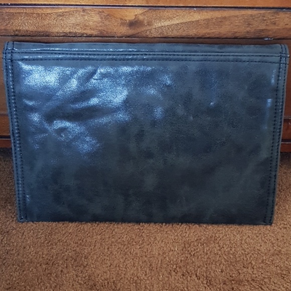 BCBGeneration Clutch - Picture 2 of 5